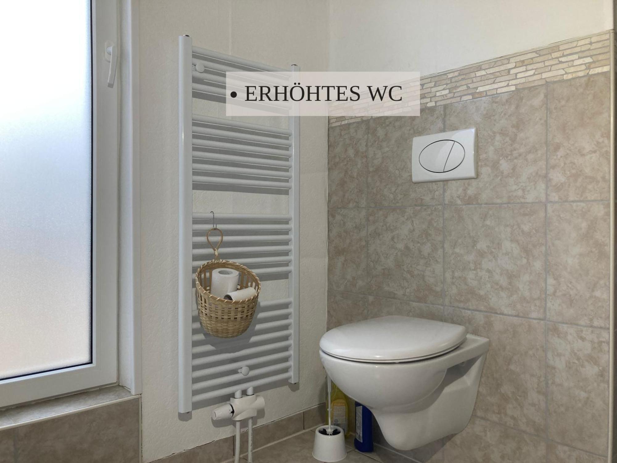 Haus Krabbe Zimmer Ohne Kueche, Fuer 1-2 Personen, Doppelbett, Zentral Gelegen Zwischen Cuxhaven Und Bremerhaven, Hunde Kostenfrei Willkommen, Kostenfreier Parkplatz Wremen Exterior photo