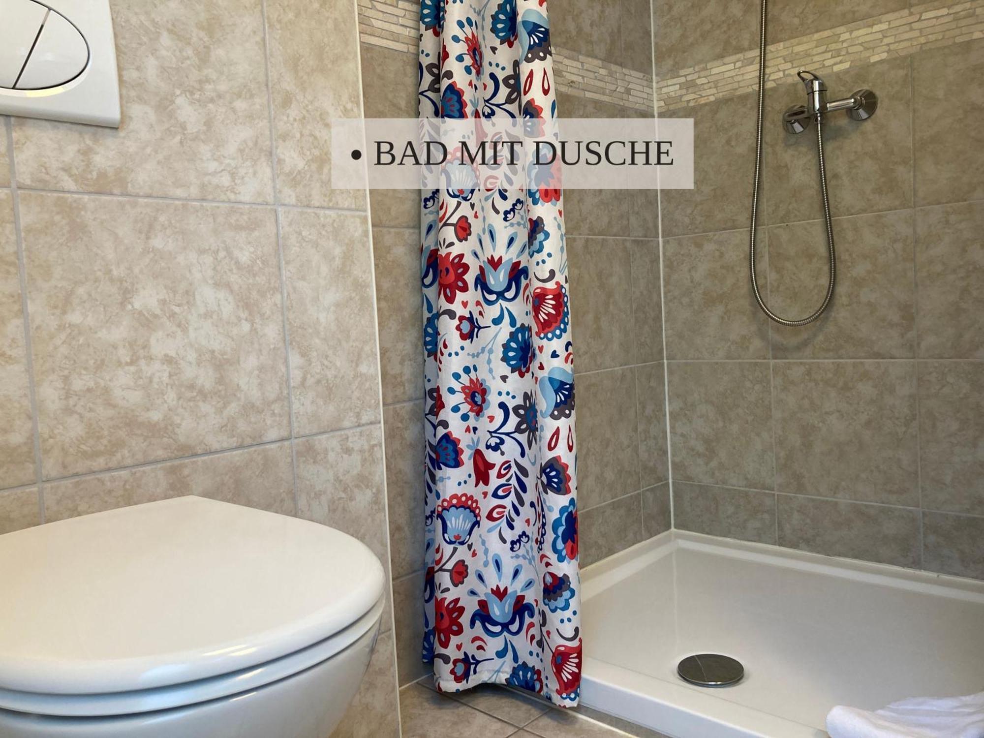 Haus Krabbe Zimmer Ohne Kueche, Fuer 1-2 Personen, Doppelbett, Zentral Gelegen Zwischen Cuxhaven Und Bremerhaven, Hunde Kostenfrei Willkommen, Kostenfreier Parkplatz Wremen Exterior photo